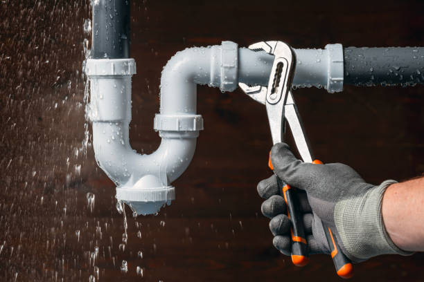 Professional Plumbing technician working in Bowie, MD
